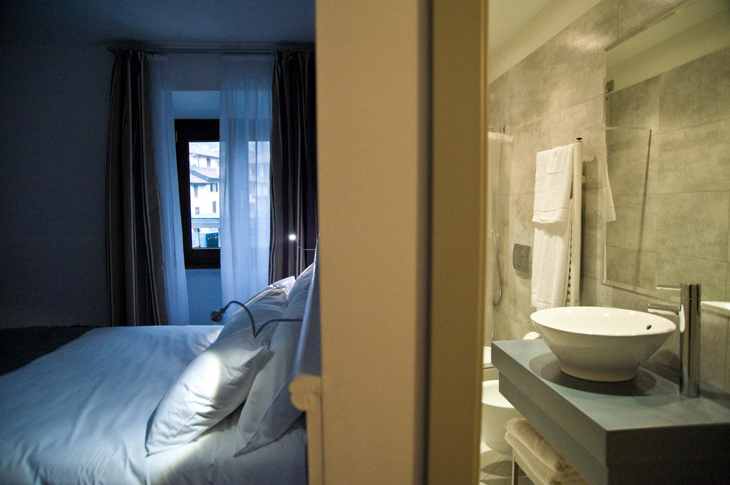 Отель Il Vecchio Borgo Relais Комо Номер фото
